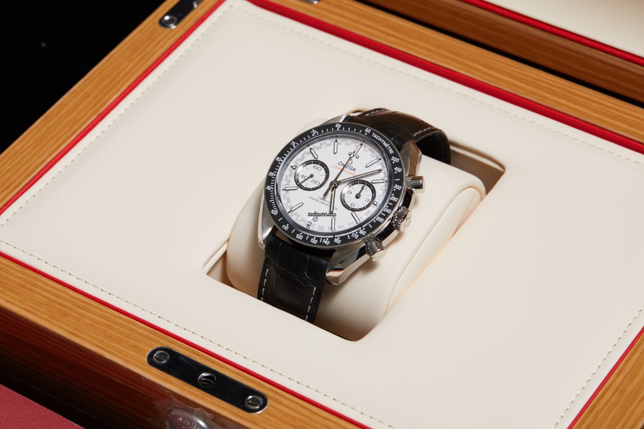 Omega Speedmaster Racing Mens watch Unisex Automatic Steel 329.33.44.51.04.001 5
