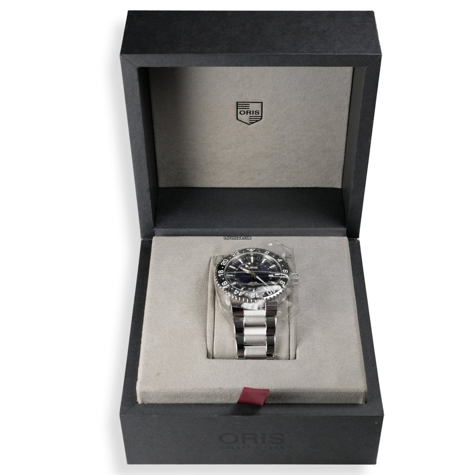 Oris Aquis GMT Date Mens watch Unisex Automatic Steel 01 798 7754 4135-07 8 24 05PEB 5