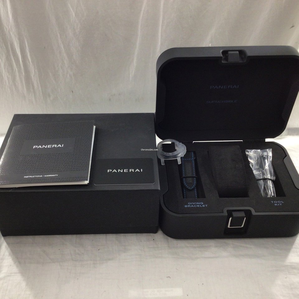 Panerai Luminor Submersible Mens watch Unisex Automatic Steel PAM00959 5