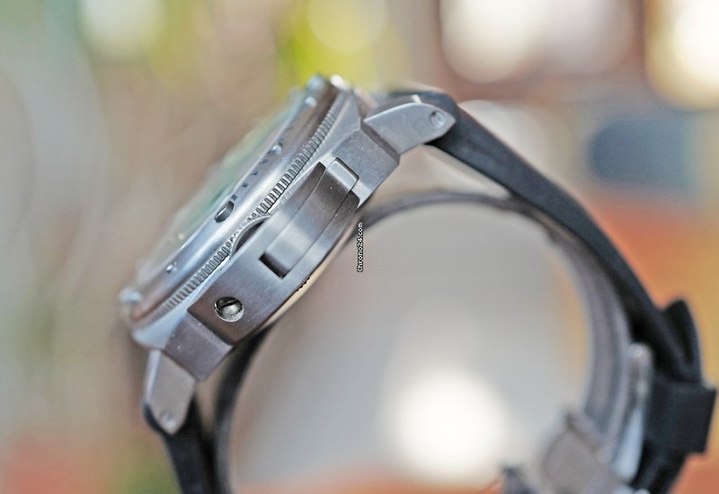 Panerai Luminor Submersible Automatic Titanium PAM 25 5