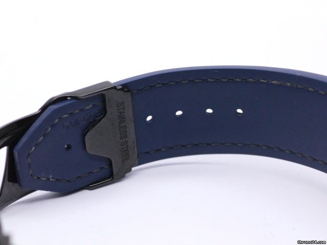 Hublot Classic Fusion Chronograph Mens watch Unisex Automatic Ceramic 521.CM.2703.NR.ITI17 5