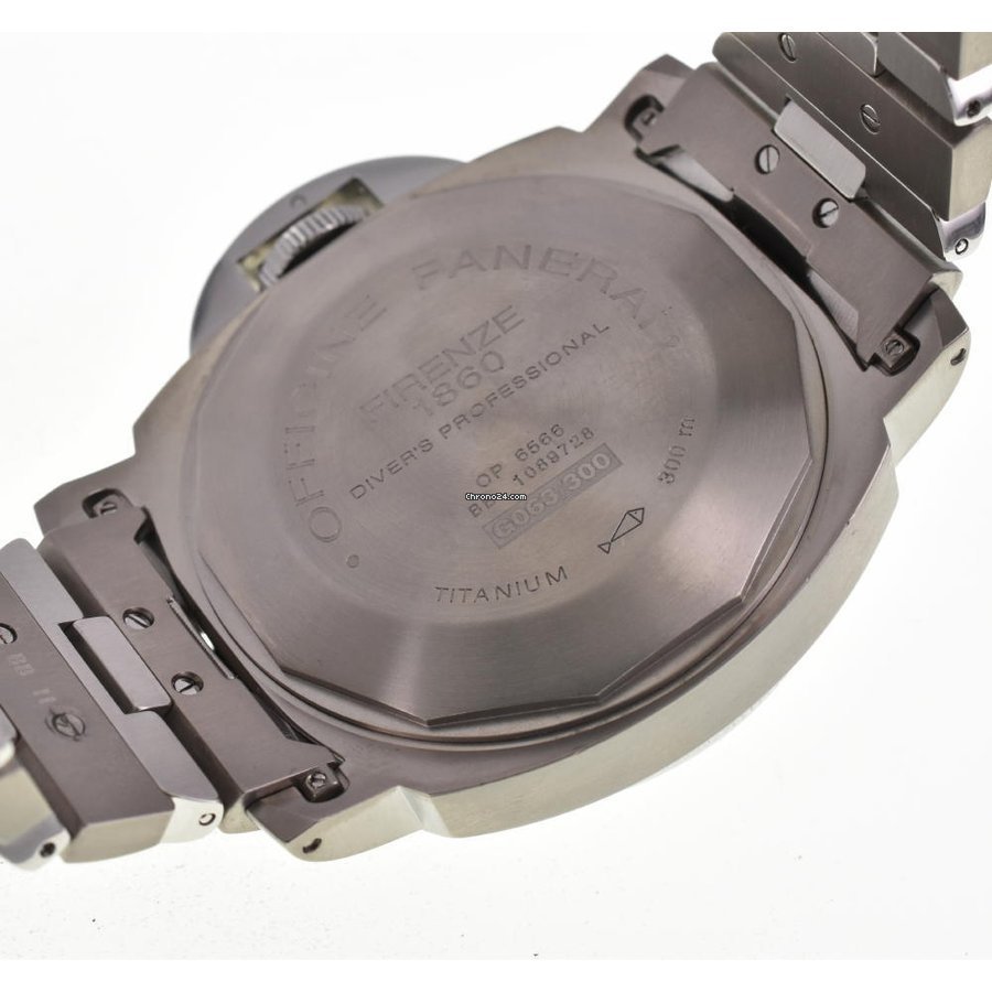 Panerai Luminor Submersible Mens watch Unisex Automatic Titanium PAM00170 5