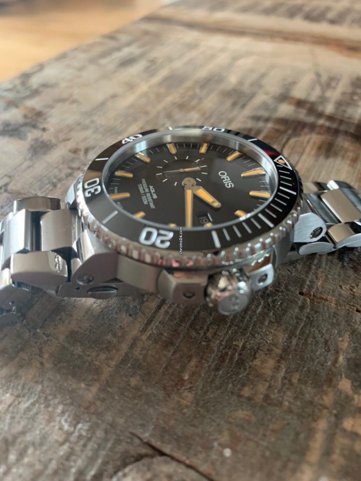 Oris Aquis Small Second Mens watch Unisex Automatic Steel 01 743 7733 4159-07 4 24 64EB 5