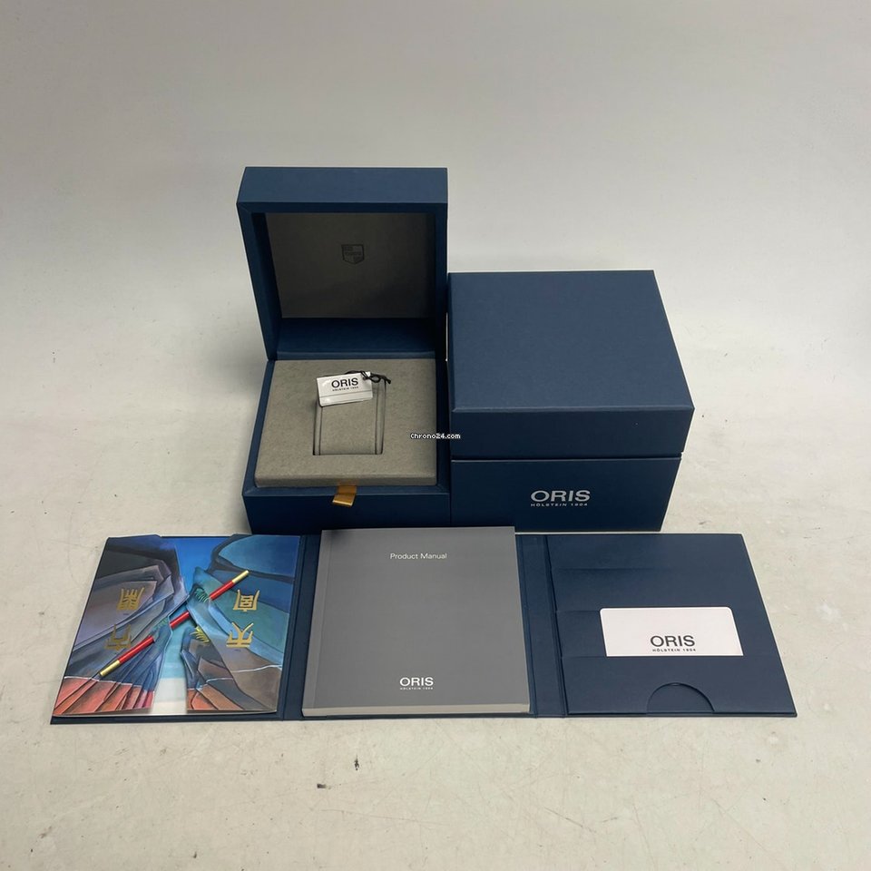 Oris Aquis Mens watch Unisex Automatic Steel 01 733 7766 4185-SET 5