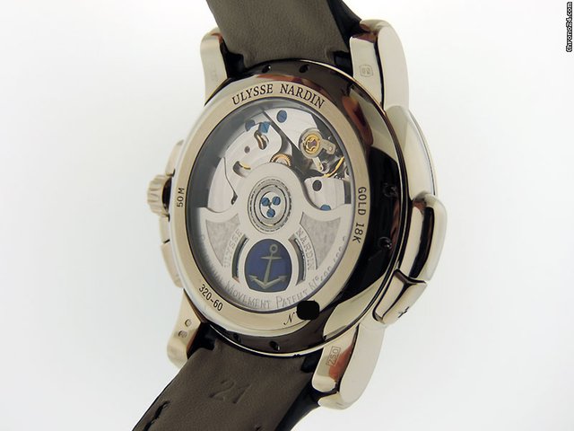 Ulysse Nardin GMT + - Perpetual Mens watch Unisex Automatic White gold 320-60 62 5