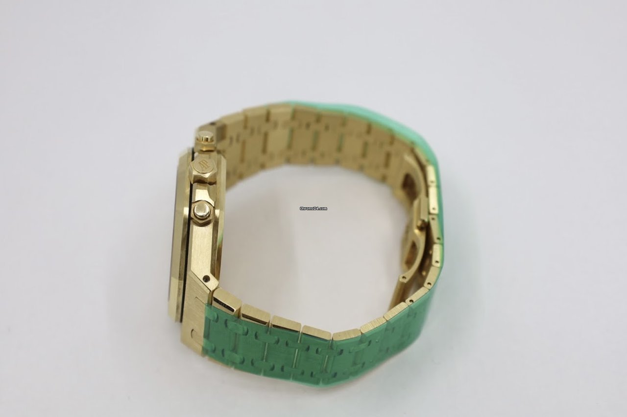 Audemars Piguet Royal Oak Chronograph Mens watch Unisex Automatic Yellow gold 26331BA.OO.1220BA.01 5