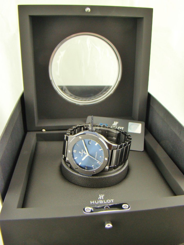 Hublot Classic Fusion Mens watch Unisex Automatic Ceramic 510.CM.7170.CM 5