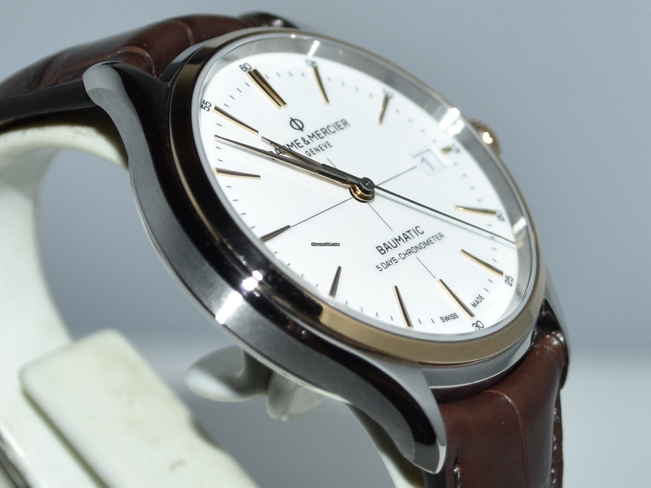 Baume & Mercier Clifton Mens watch Unisex Automatic Gold Steel MOA10519 6
