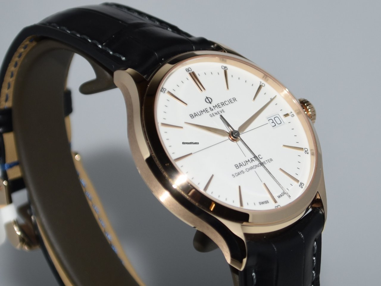 Baume & Mercier Clifton Mens watch Unisex Automatic Rose gold MOA10469 6