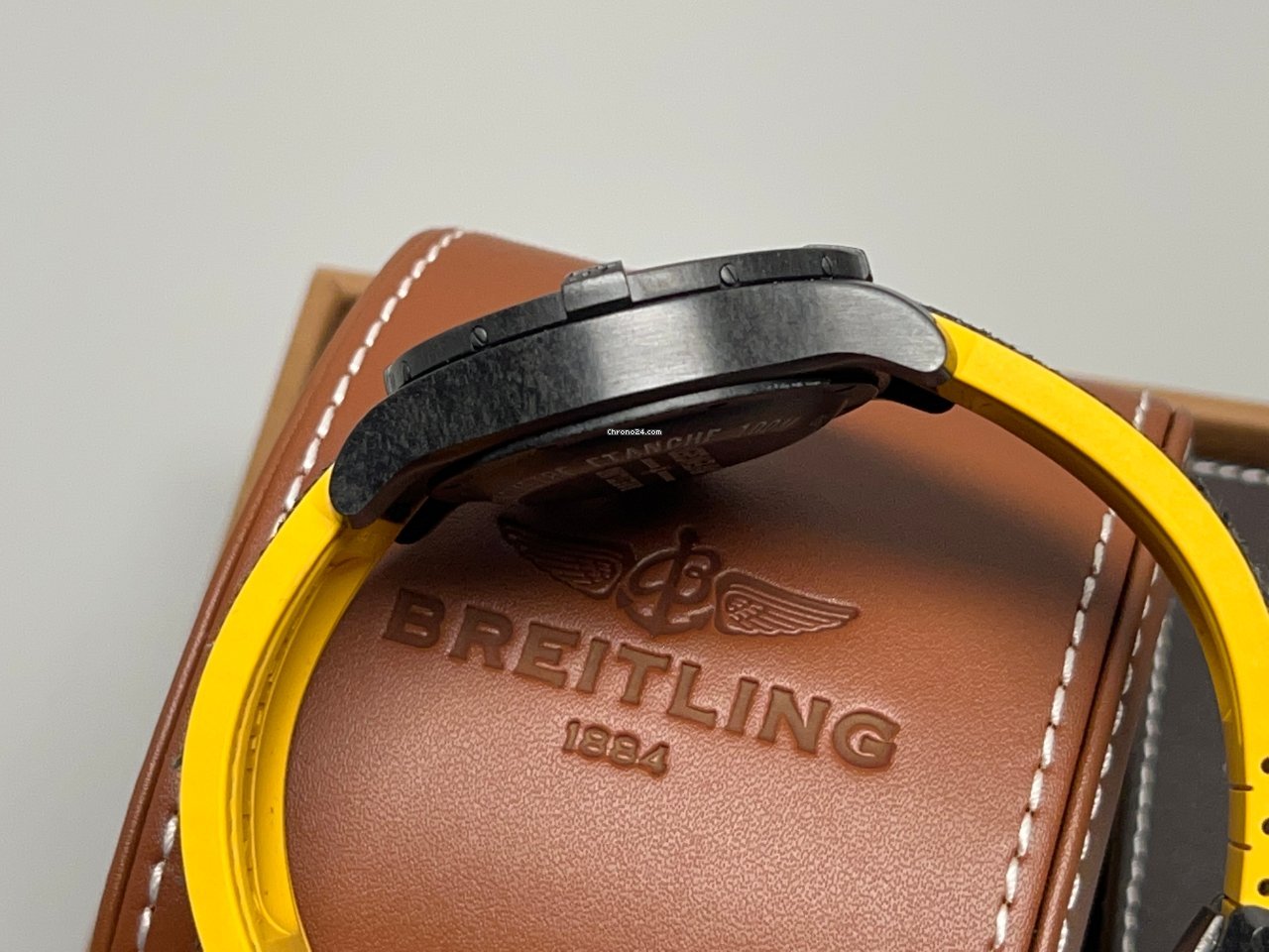 Breitling Avenger Hurricane Mens watch Unisex Automatic XB0180E4 BF31 284S 6