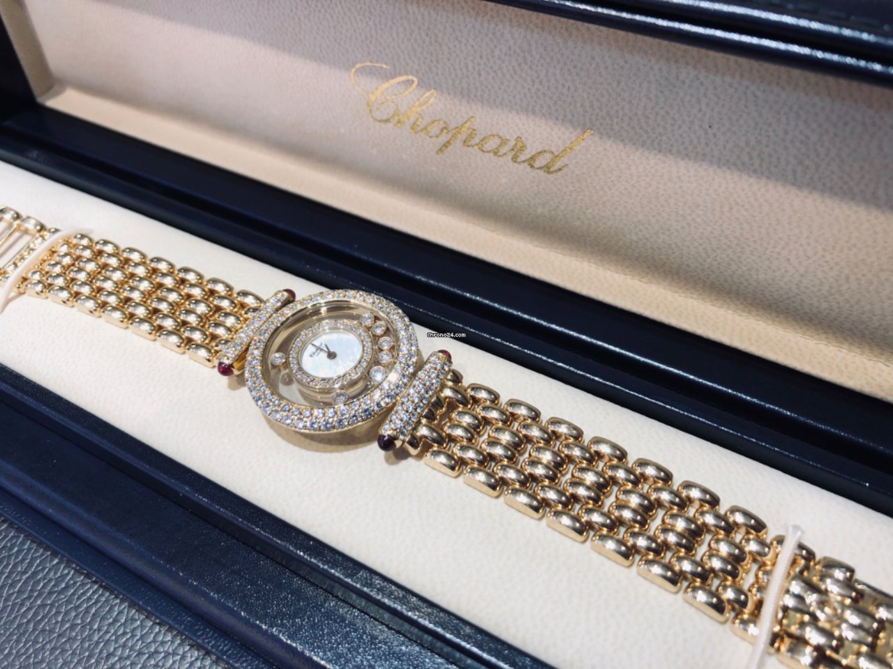 Chopard Happy Diamonds Womens watch Quartz Yellow gold 20 5617-21 6