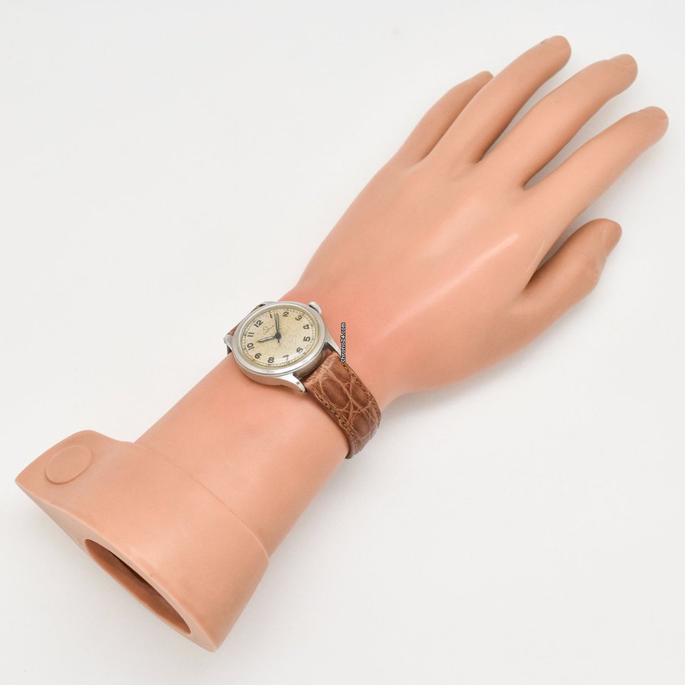 Omega Manual winding 2179 3 6