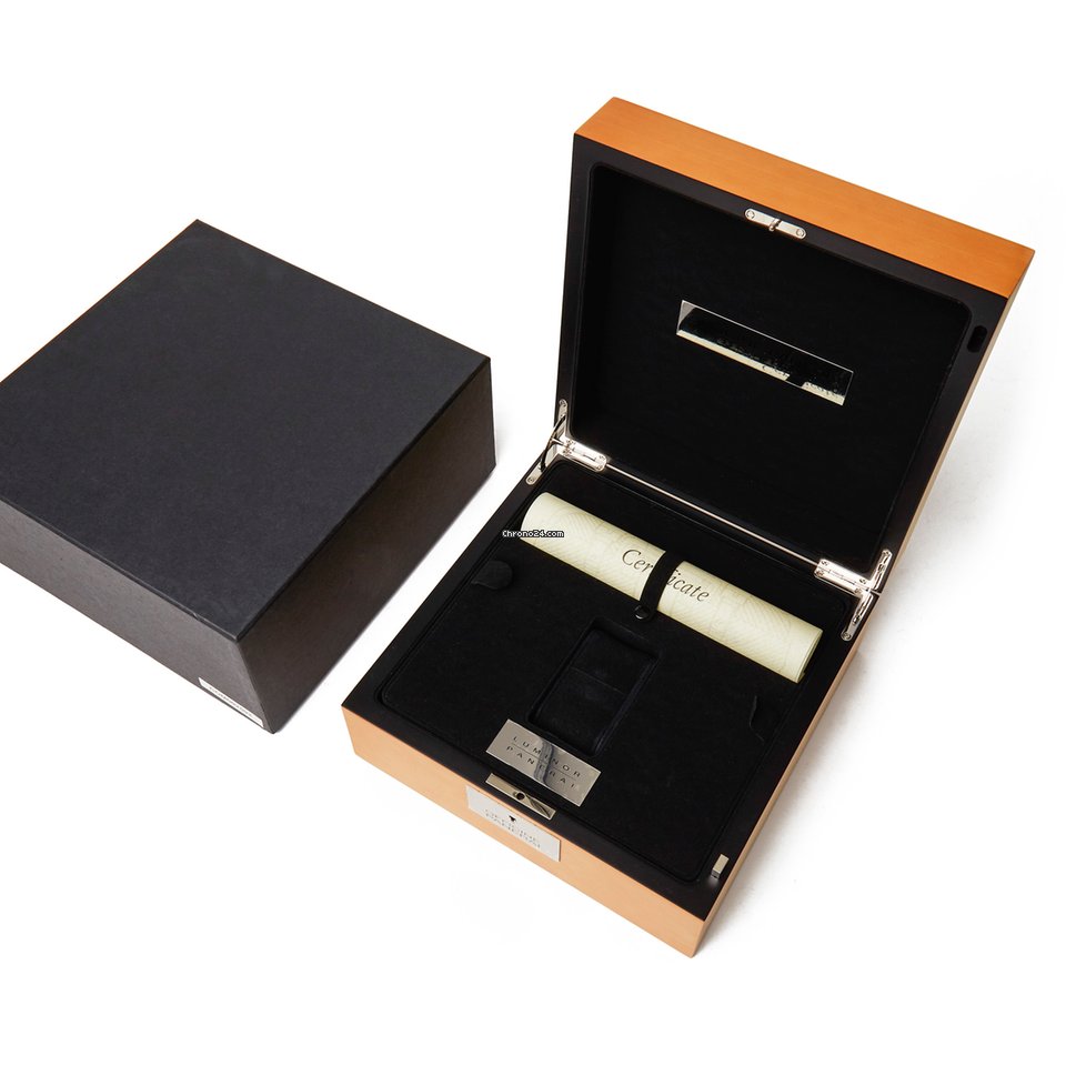 Panerai Special Editions Mens watch Unisex Manual winding Steel PAM00390 6