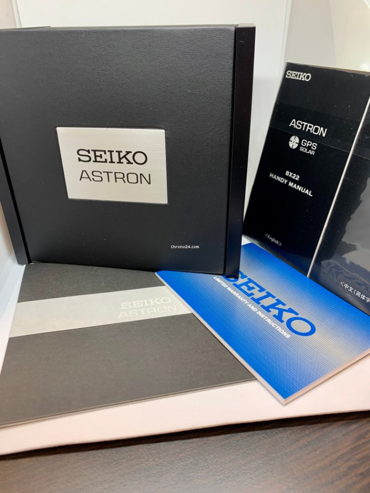 Seiko Astron GPS Solar Chronograph Mens watch Unisex Titanium SSE095J1 6