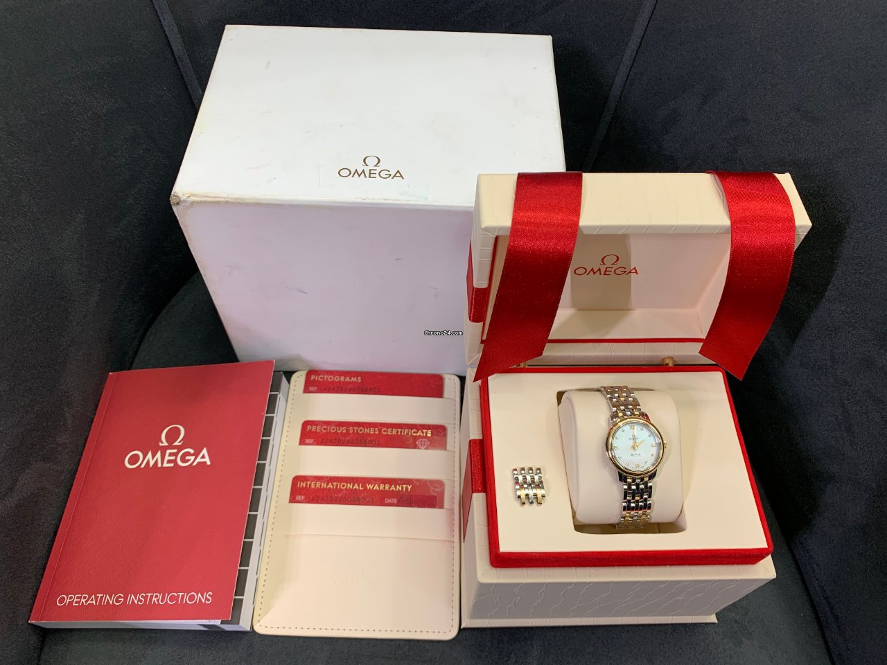 Omega De Ville Prestige Womens watch Quartz Gold Steel 424.20.24.60.55.001 6