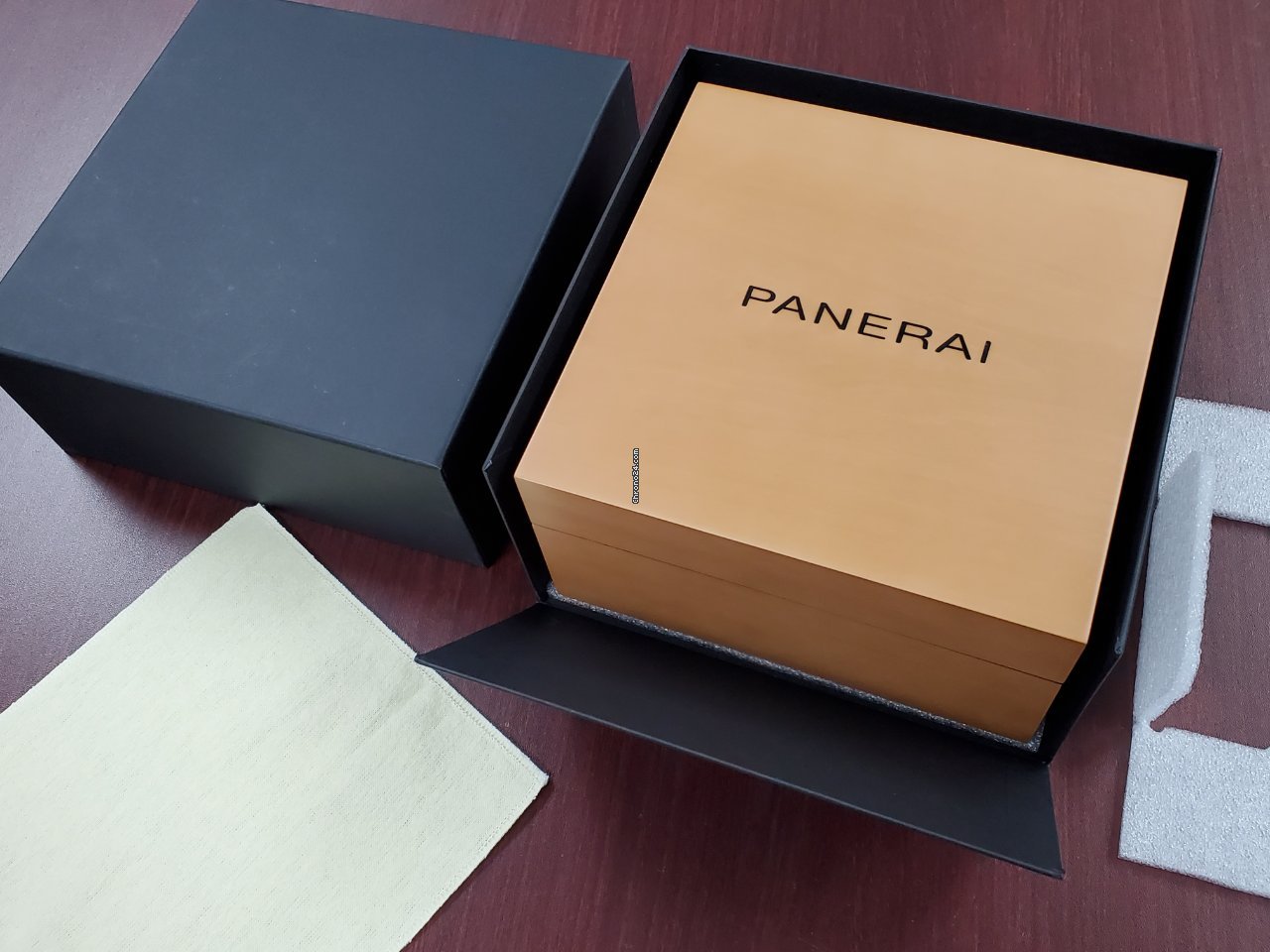 Panerai Special Editions Mens watch Unisex Automatic Steel PAM 01075 6