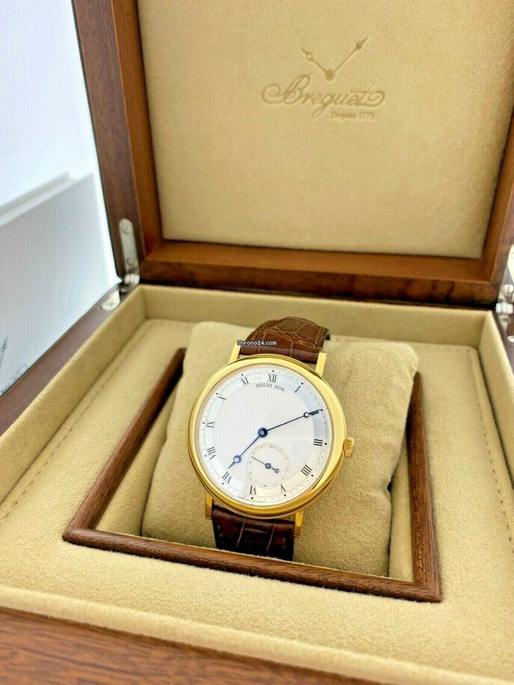 Breguet Classique Automatic Yellow gold 5140BA 12 6