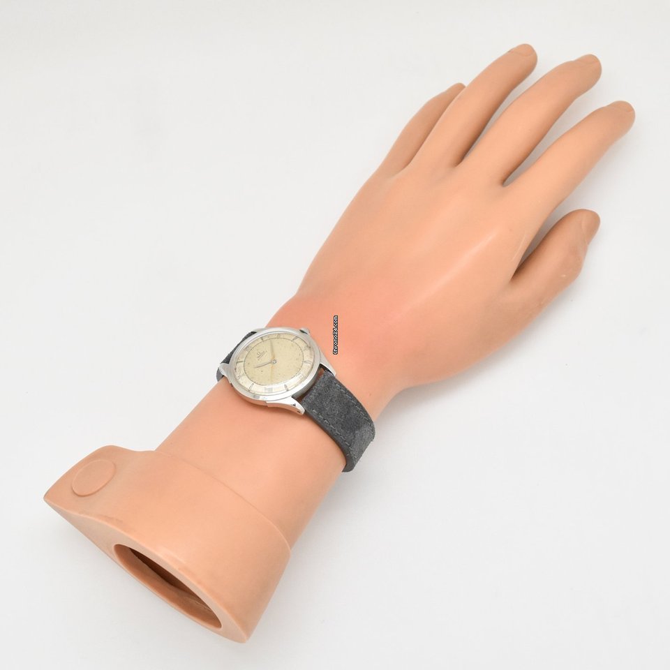 Omega Automatic 2421 4 6