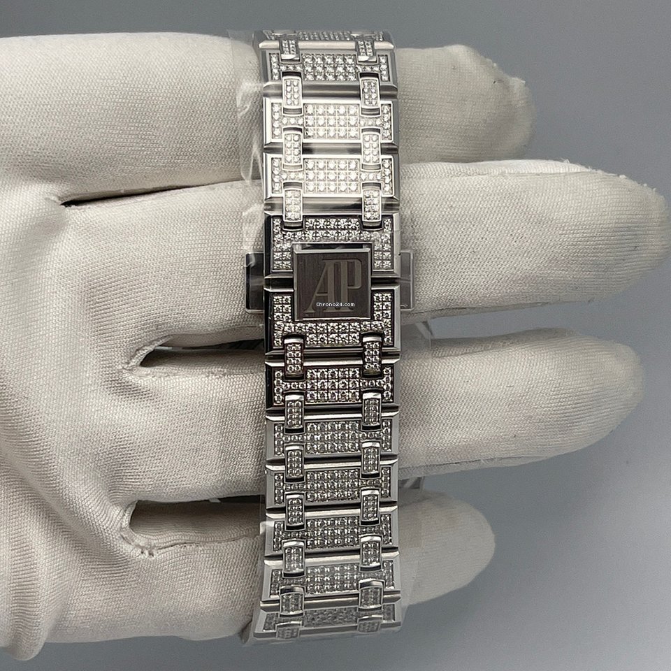 Audemars Piguet Royal Oak Jumbo Mens watch Unisex Automatic White gold 15202BC.ZZ.1241BC.01 6