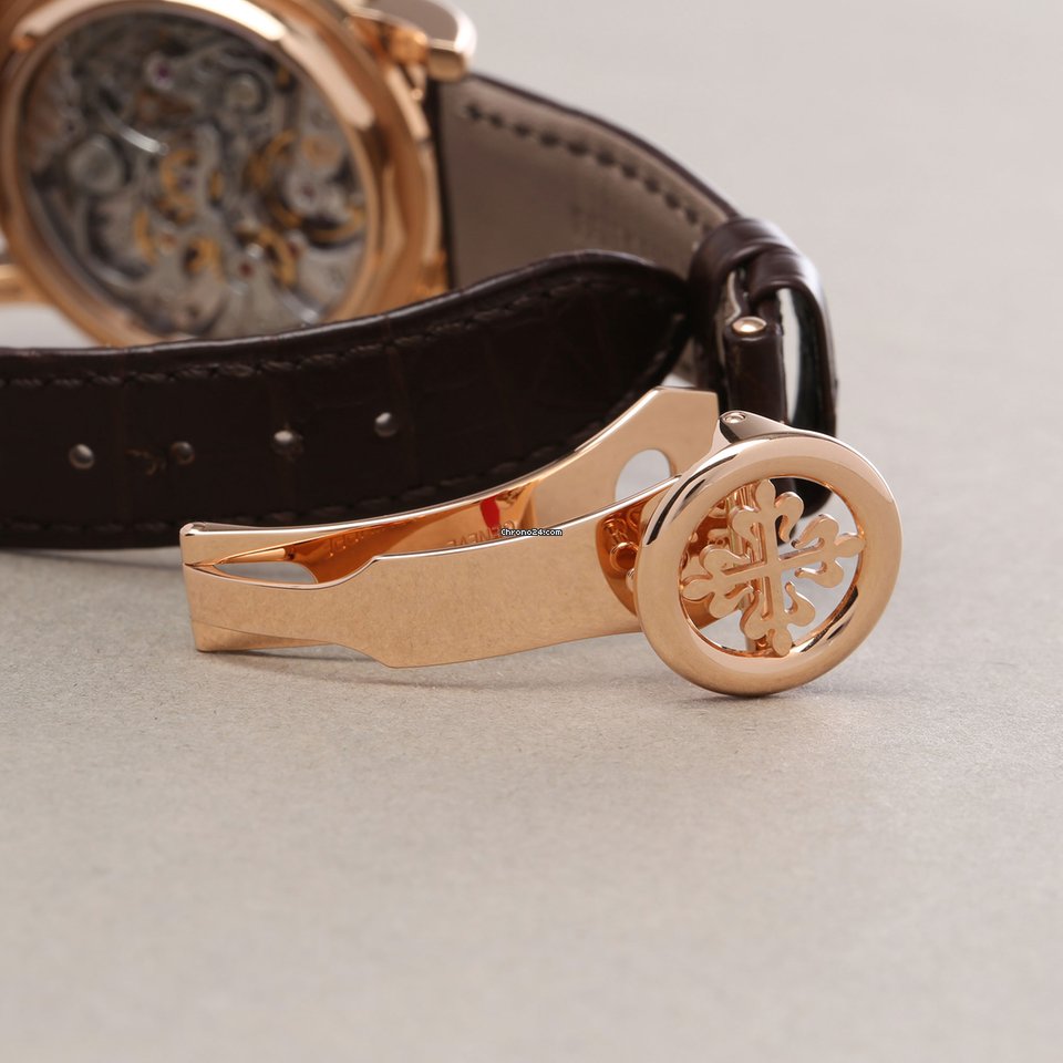 Patek Philippe Perpetual Calendar Chronograph Mens watch Unisex Manual winding Rose gold 5204R-001 6