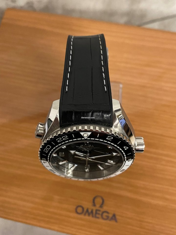 Omega Seamaster Planet Ocean Mens watch Unisex Automatic Steel 215.33.44.22.01.001 6