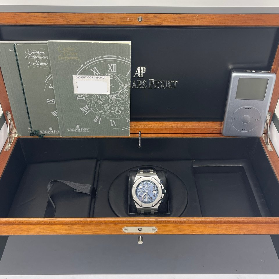 Audemars Piguet Royal Oak Offshore Chronograph Mens watch Unisex Automatic Platinum 26055PT.OO.D028CR.01 6