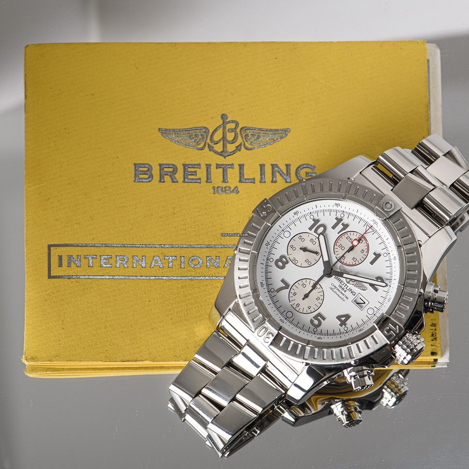 Breitling Super Avenger Mens watch Unisex Automatic Steel A1337011 A562 6