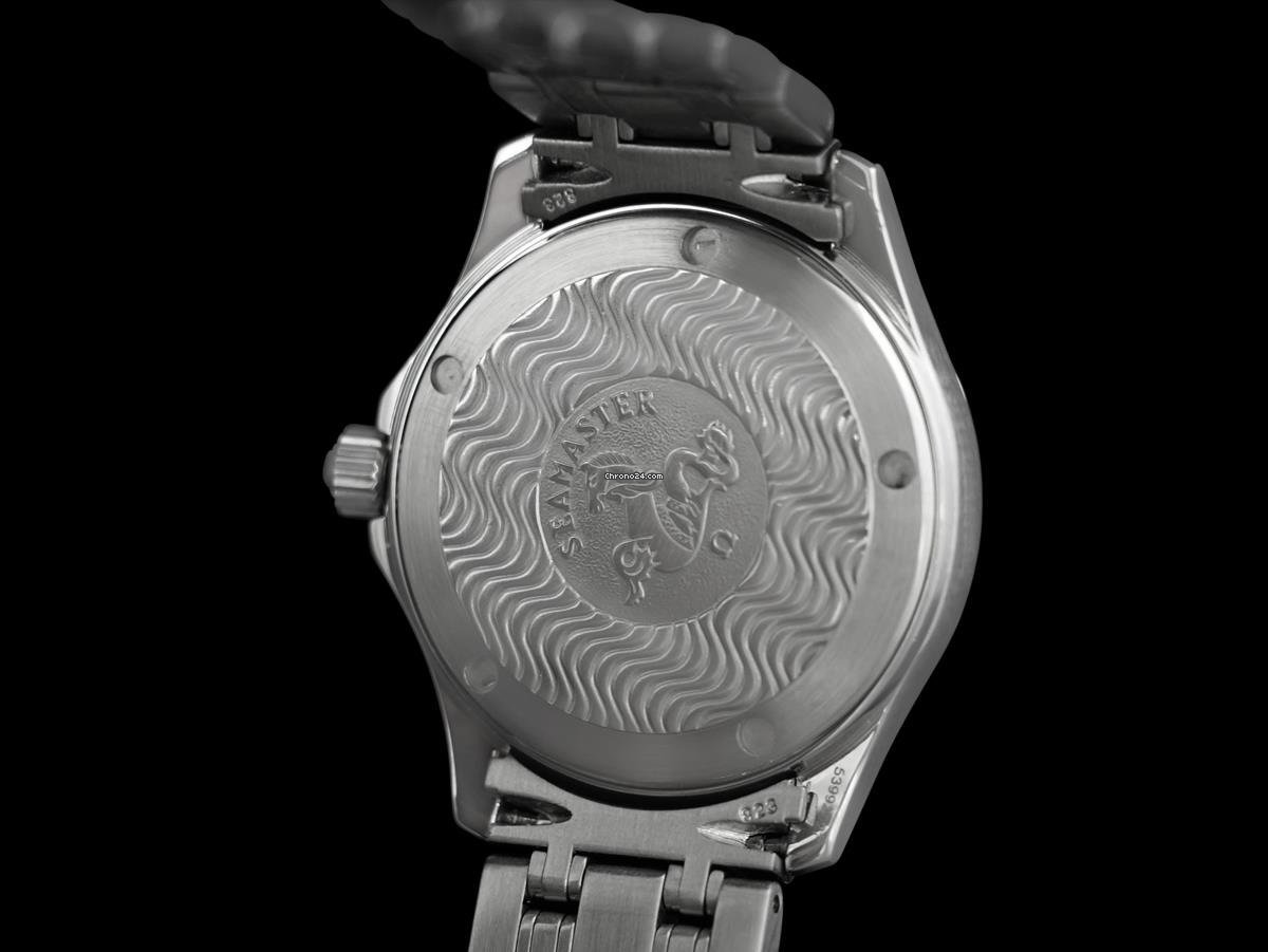 Omega Seamaster Diver 300 M Mens watch Unisex Quartz Steel 7687 6