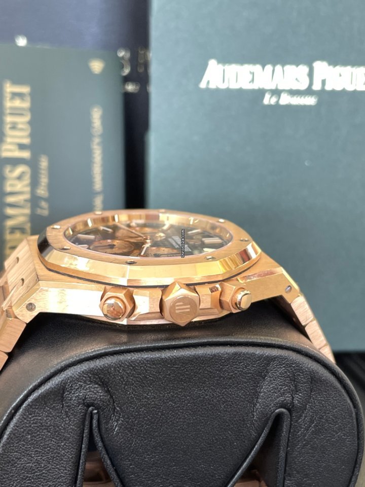 Audemars Piguet Royal Oak Chronograph Mens watch Unisex Automatic Rose gold 26331OR.OO.1220OR.02 6