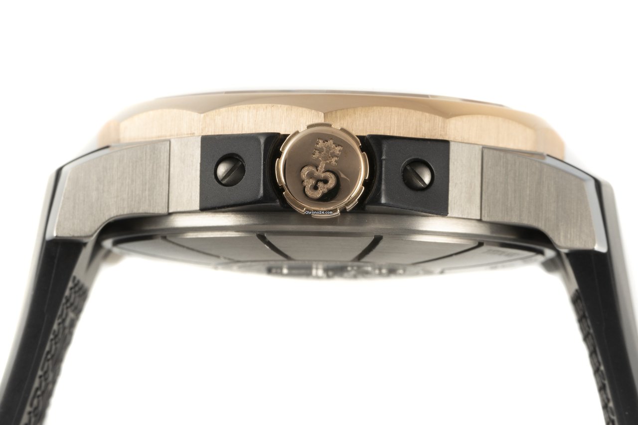 Corum Admirals Cup Mens watch Unisex Automatic Titanium 01.0002 6