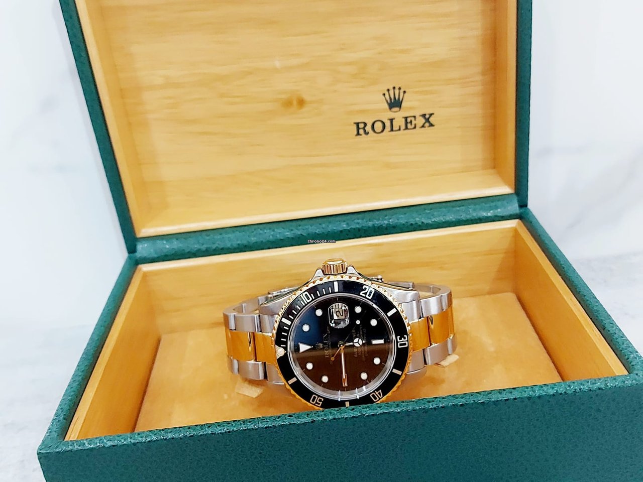 Rolex Submariner Date Mens watch Unisex Gold Steel Automatic 16613N Submariner 6