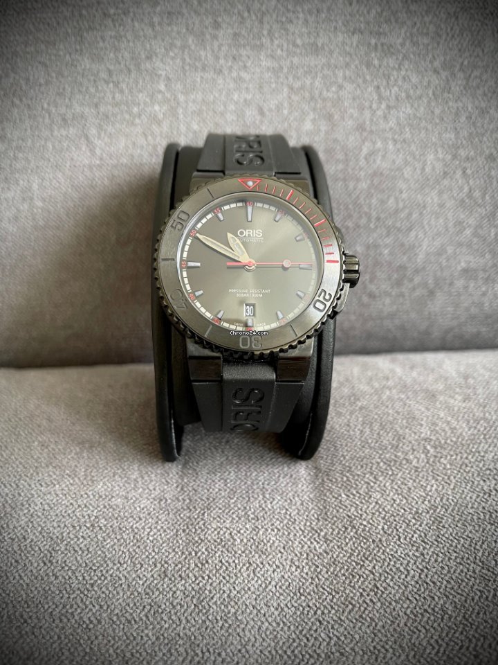 Oris El Hierro Limited Edition Mens watch Unisex Automatic Steel 01 733 7653 4783-Set RS 6