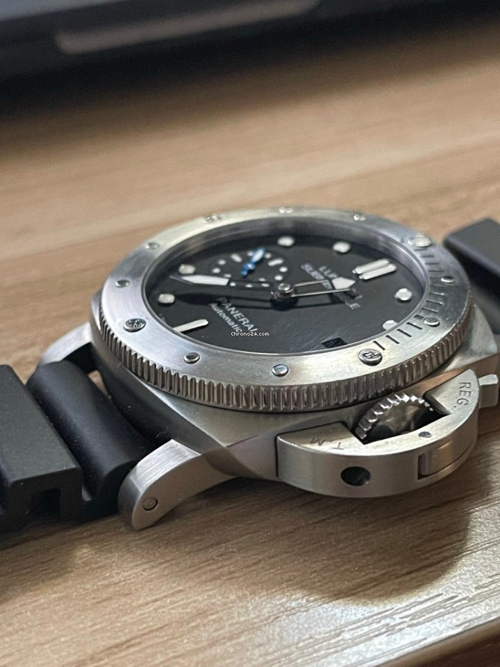 Panerai Luminor Submersible 1950 3 Days Automatic Mens watch Unisex Automatic Steel PAM 00682 6