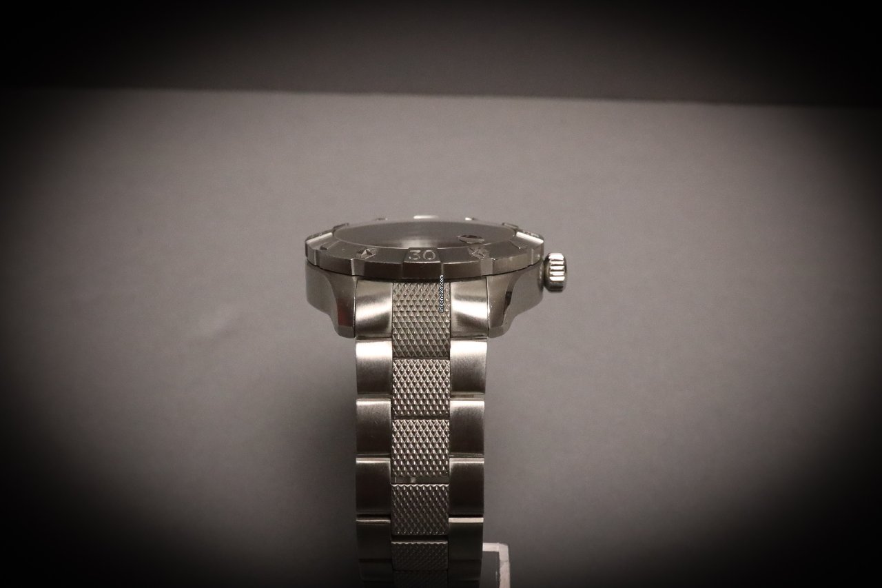 Zenith Defy Mens watch Unisex Automatic Steel 03.0516.685 6