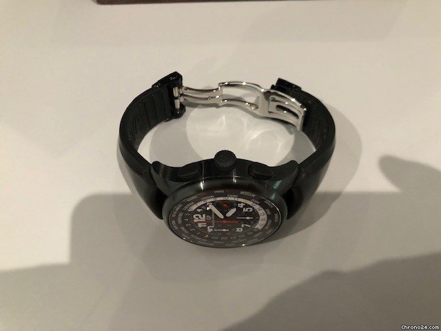 Girard Perregaux WW.TC Automatic Ceramic 49820-32-611-FK6A 6