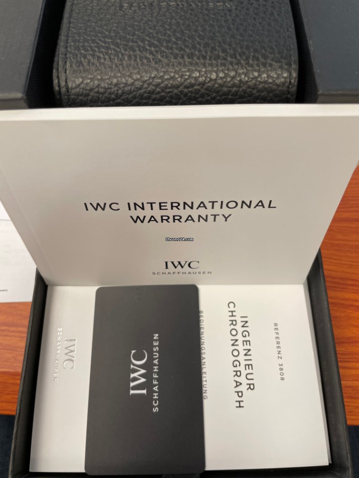 IWC Ingenieur Chronograph Mens watch Unisex Automatic Steel IW380802 6