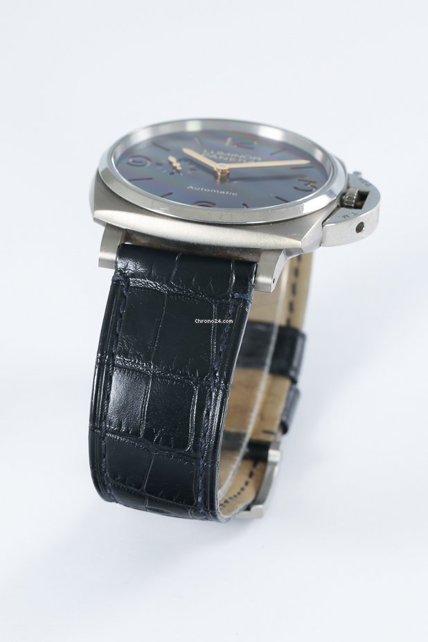 Panerai Luminor Due Mens watch Unisex Automatic Titanium PAM 00729 6
