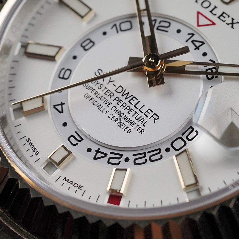 Rolex Sky-Dweller Mens watch Unisex Automatic 326933 6