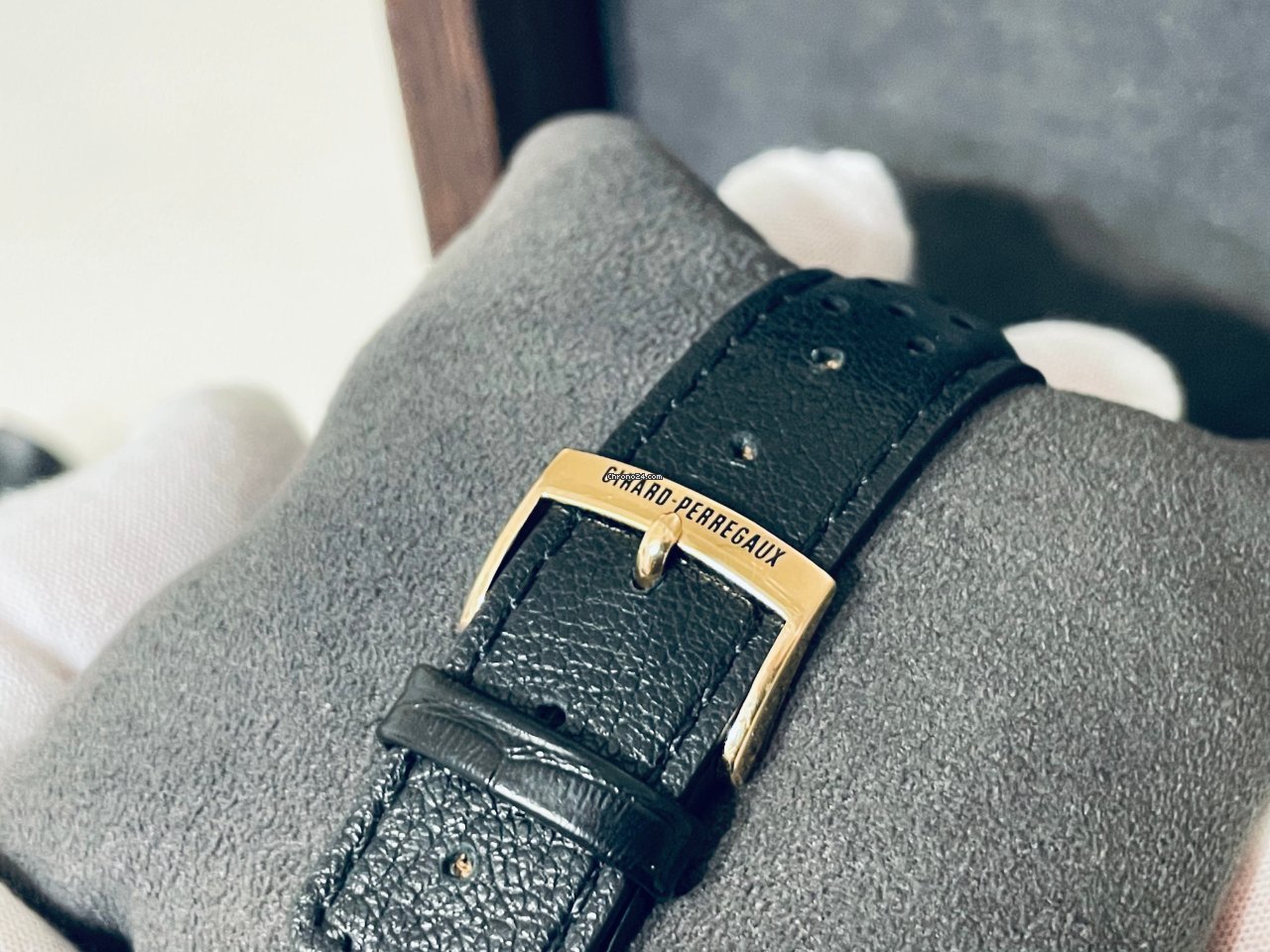 Girard Perregaux GP 7000 Mens watch Unisex Automatic Yellow gold 7000 GBM 6