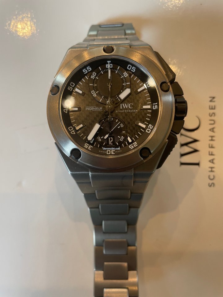 IWC Ingenieur Chronograph Mens watch Unisex Automatic Titanium IW379602 6