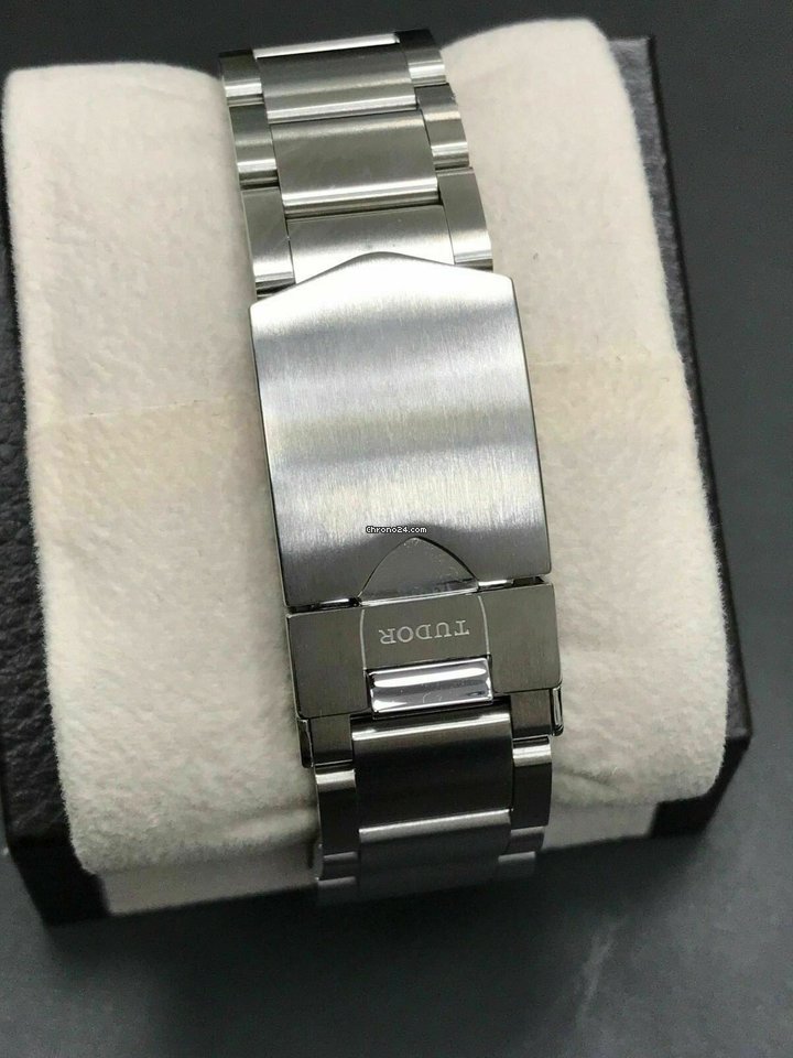 Tudor Heritage Advisor Mens watch Unisex Automatic Titanium 79620 6