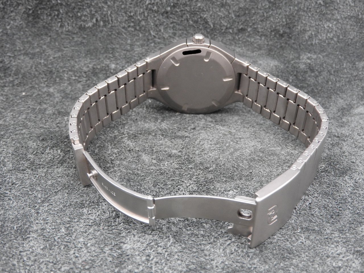 IWC Porsche Design Mens watch Unisex Quartz Titanium IW3742 6