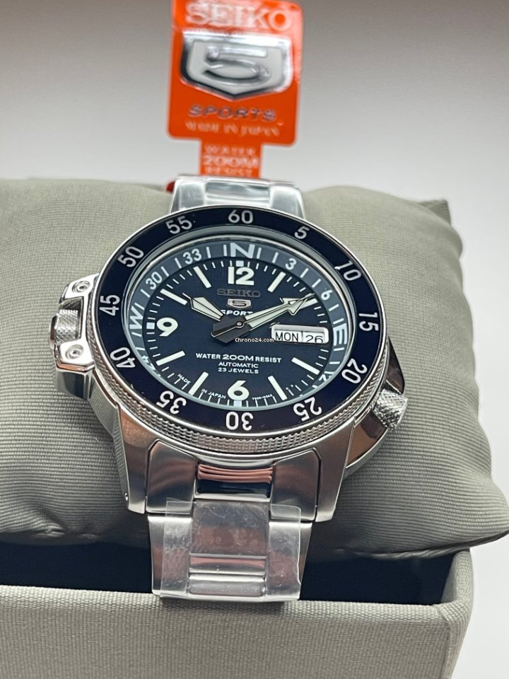 Seiko Mens watch Unisex Automatic Steel SKZ209J1 6