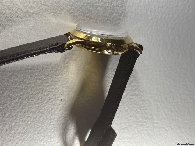 Movado Mens watch Unisex Automatic Yellow gold Movado Calendomatic 6