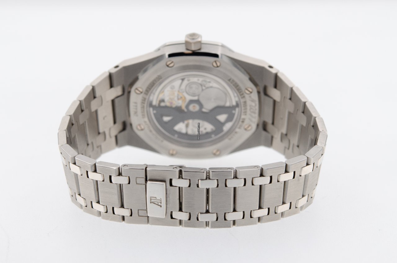 Audemars Piguet Royal Oak Perpetual Calendar Mens watch Unisex Automatic Steel 25820SP.OO.0944SP.02 6