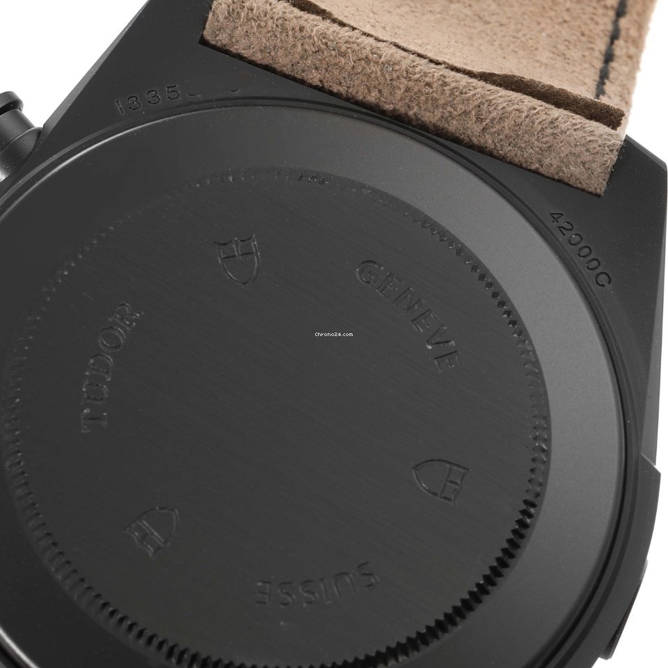 Tudor Fastrider Black Shield Mens watch Unisex Automatic Ceramic 42000CN 6