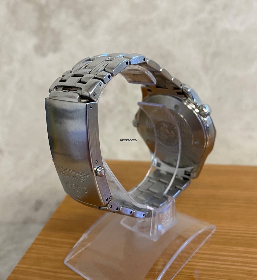 Omega Seamaster Diver 300 M Mens watch Unisex Quartz Steel 2542.80.00 6