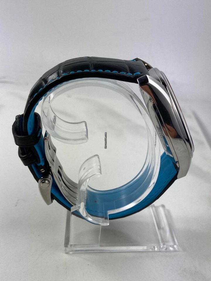 Zenith Captain Chronograph Mens watch Unisex Automatic Steel 03.2119.400 22.C720 6