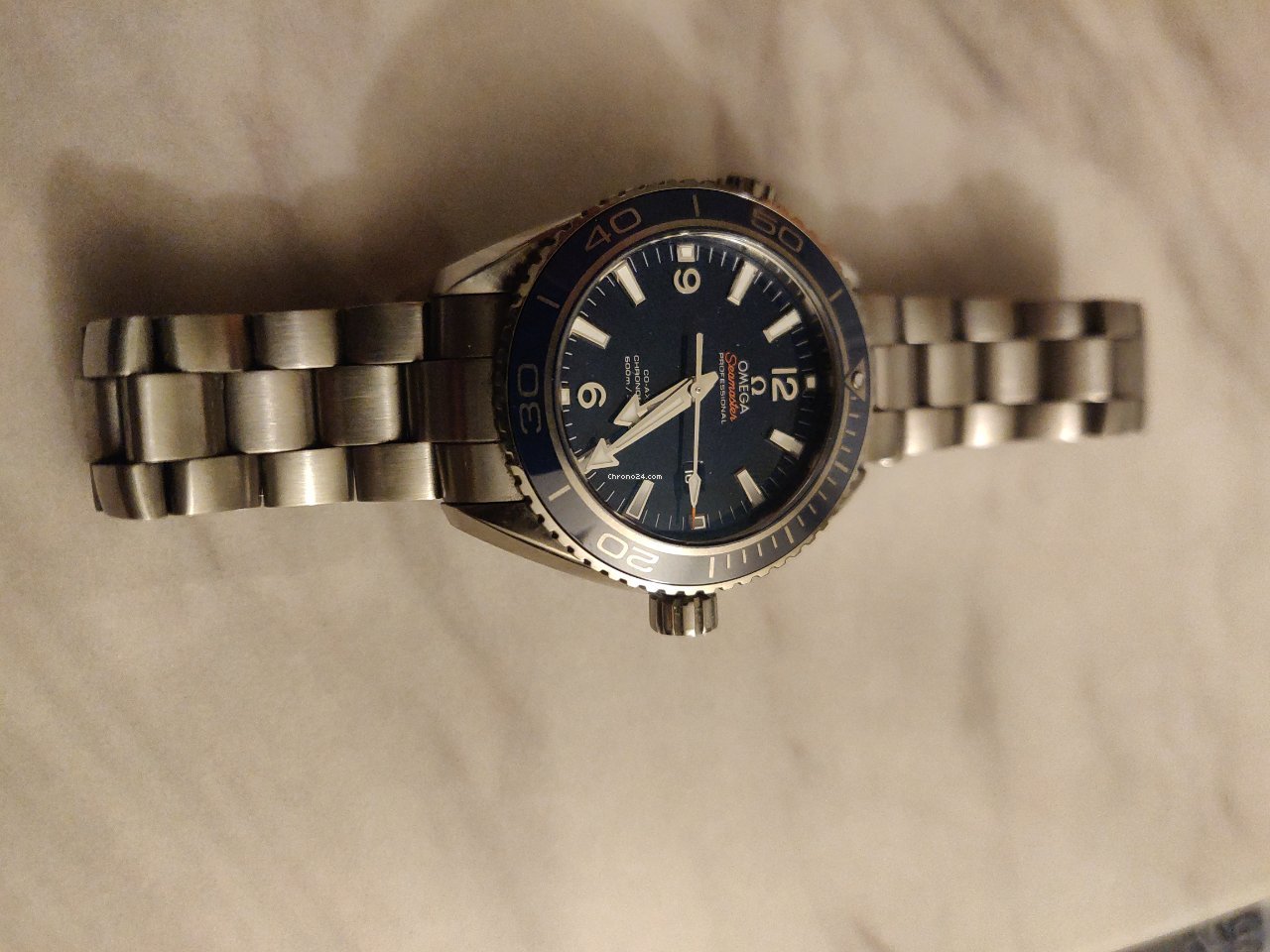 Omega Seamaster Planet Ocean Mens watch Unisex Automatic Titanium 232.90.38.20.03.001 6