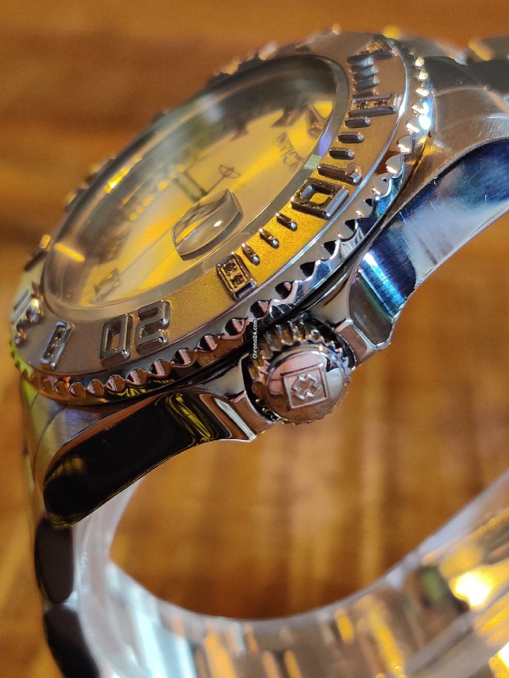 Invicta Mens watch Unisex Quartz 12819 6